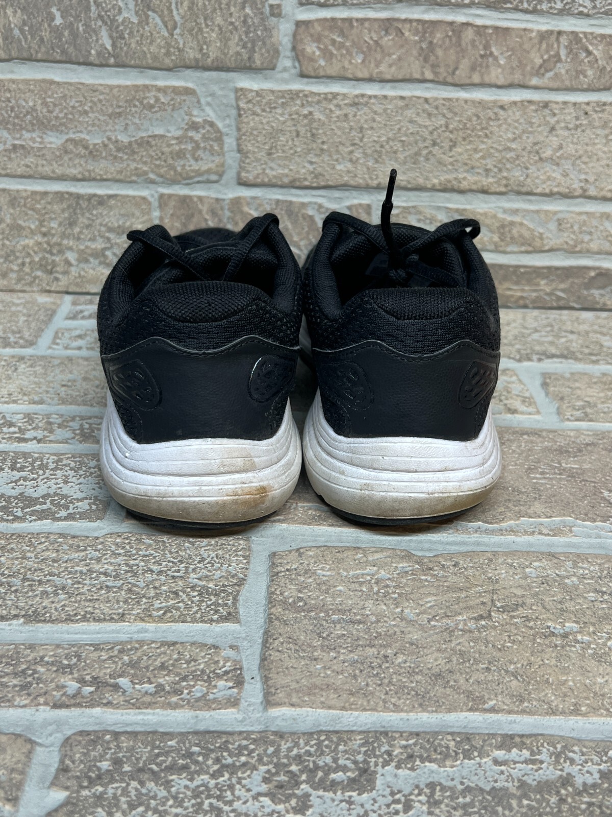 Under Armour UA Surge 2 Running Training Womens Sport Sneaker 3022605-001 Sz 8.5 thumbnail 3