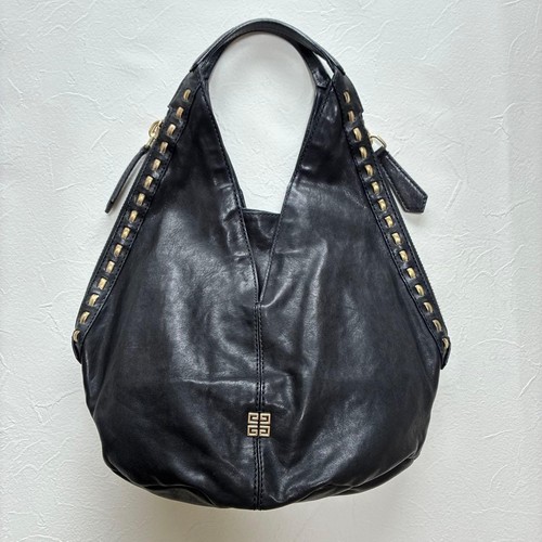 GIVENCHY Tinan leather shoulder bag black 444946