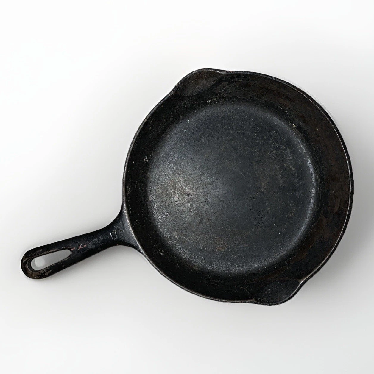 Vintage Griswold Cast Iron Skillet 699 B Frying Pan #6 SITS FLAT