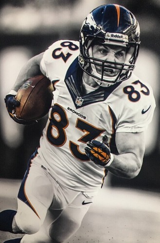 Wes Welker 11x14 Spotlight Photo Broncos #83 Signed Photographer WILLIAM HAUSER - Picture 3 of 6