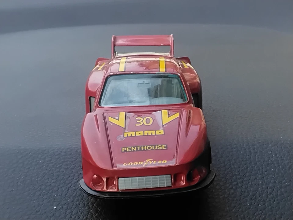 Modellino BBurago PORSCHE 935 TT 1/43 - Immagine 3 di 4