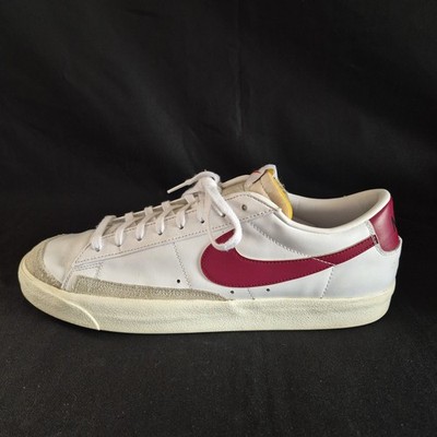 Nike Men's Blazer Low 77 Vintage Reissue Sneakers Low White Burgundy Lace 15