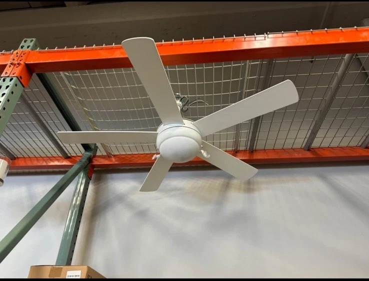 Discus Outdoor 52" Discus Outdoor Fan in White - Image 2 of 4