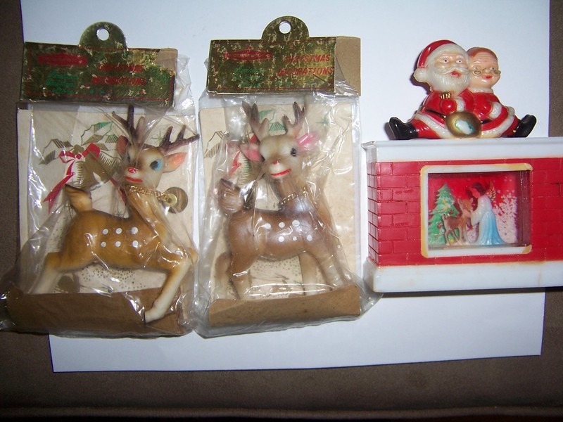 Vintage Woolworth's Unopened Deer Ornaments/Santa&Mrs. Claus Water Globe