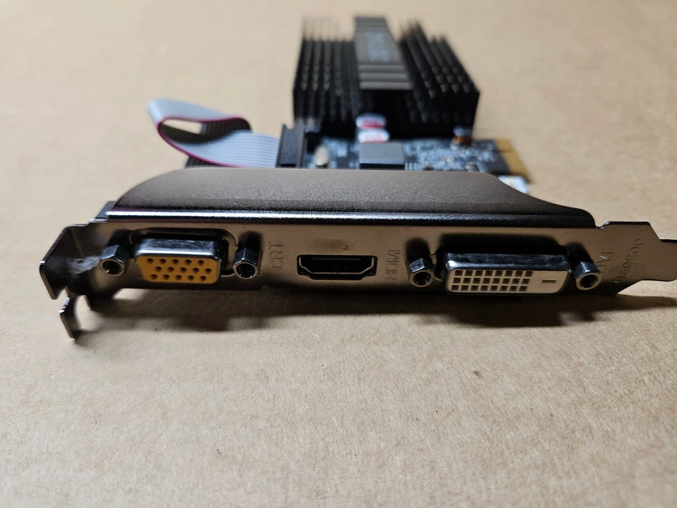 Zotac ZT-71304-20L graphics PCI-E 64BIT card, NVIDIA GeForce GT 710 1GB GDDR3 - Image 2 of 3