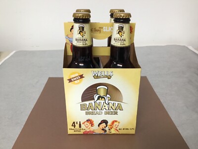 Empty Wells Banana Bread 11.2 oz Beer Bottles 4-Pack in Carrier Fresh Baked Ale!