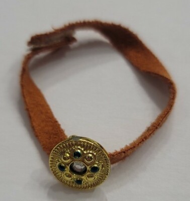 BRATZ DOLL ACCESSORIES PARTY PERFECTION 2003 FASHION PACK BROWN GOLD BELT ONLY