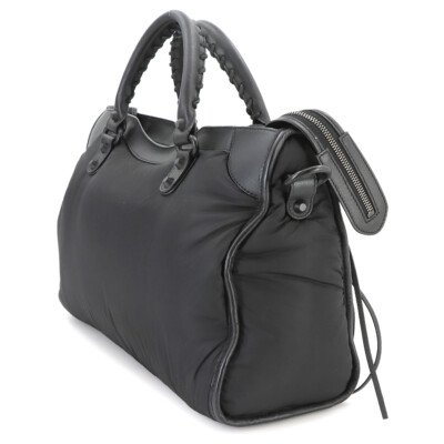 バッグ BALENCIAGA leather shoulder bag city Explore a Balenciaga Black Crinkle Leather City Giant 21