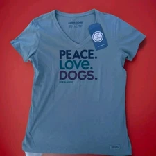 Life Is Good Crusher Women's Size Medium T-Shirt Peace Love Dogs NWT sep24
