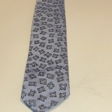 Brooks Brothers Red Fleece Geometric Flower Pattern Narrow Skinny Necktie