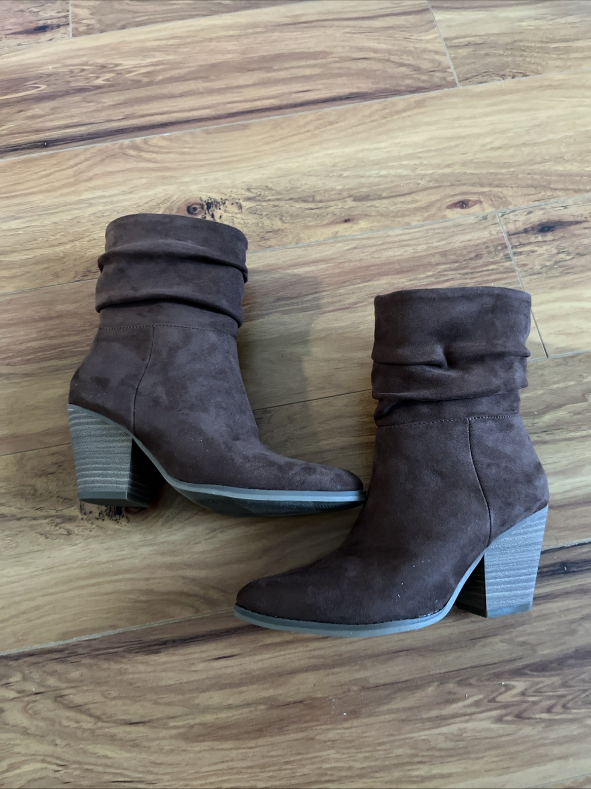 Universal Thread Slouch Brown Bootie Suede Size 5 - image 3