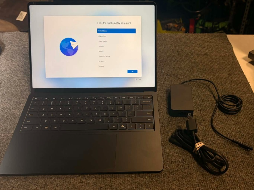 Microsoft Surface Laptop 7 13.8
