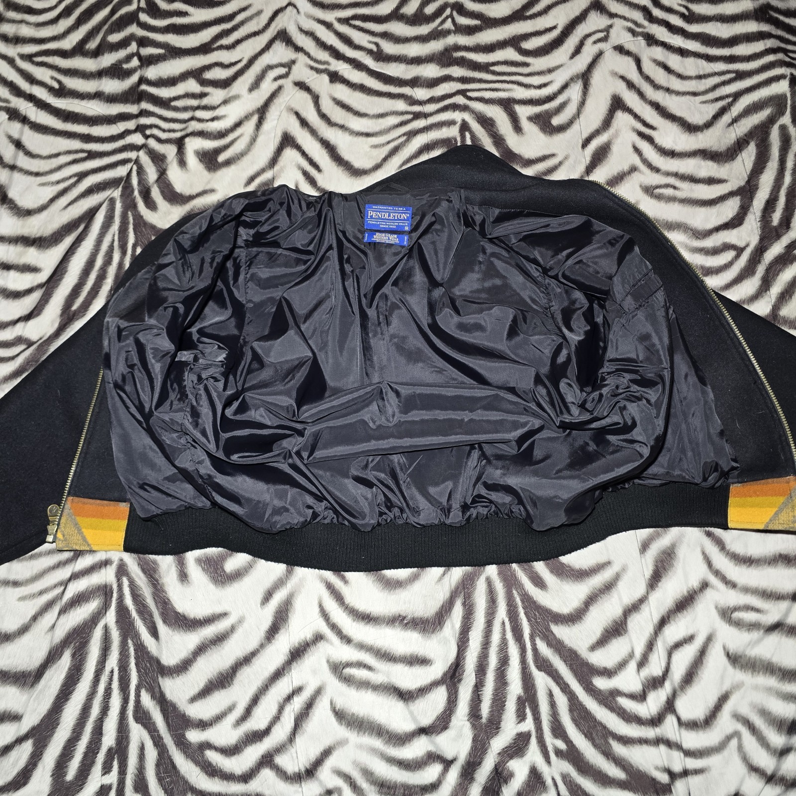 Pendleton aztec geometric design wool bomber jack… - image 8