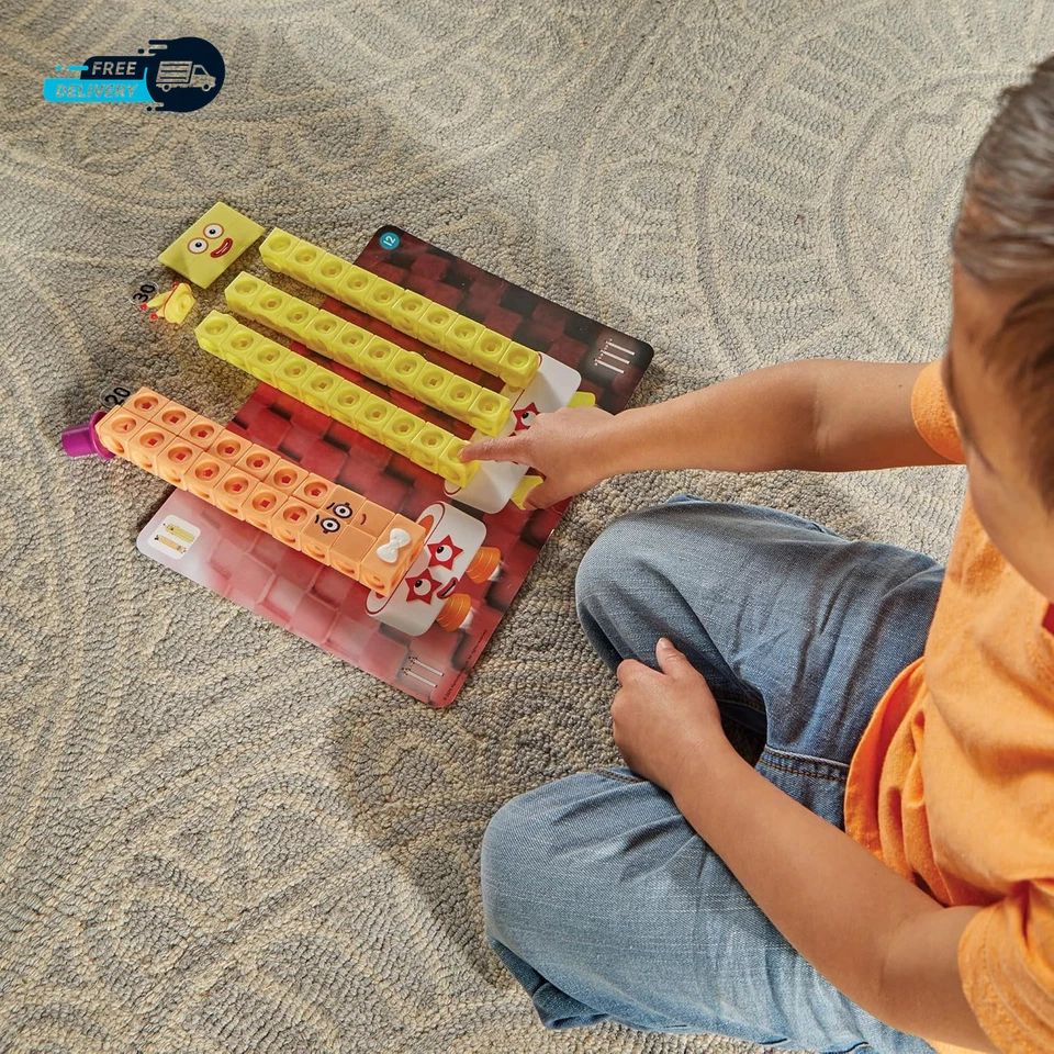 Heroes with Zeroes Mathlink Cubes Activity Set - Image 4 of 4