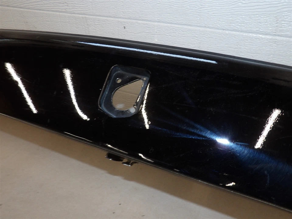 OLDSMOBILE TORONADO 90-1992 CARROCERÍA TRASERA PANEL ACABADO TRASERO NEGRO ESTADO SÓLIDO Foto 4 de 4