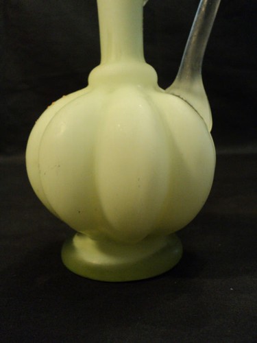 VICTORIAN PALE YELLOW SATIN GLASS EWER ENAMELED DESIGN - Picture 8 of 12
