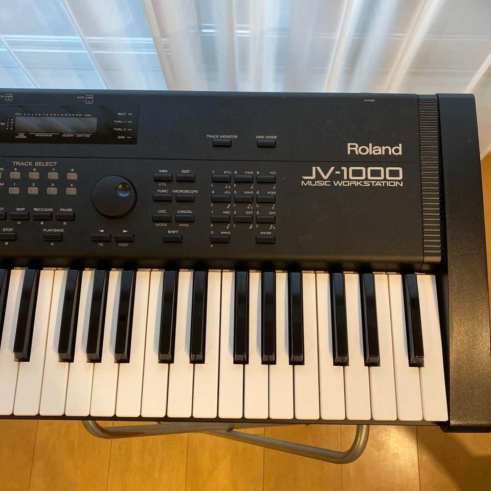 Roland JV-1000 76key MIDI Synthesizer Good GP - Image 2 of 4