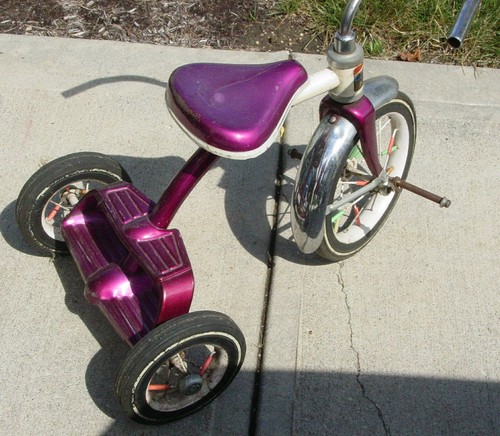 RARE VINTAGE 1960's MURRAY CHILDREN'S TWO STEP TRICYCLE- ONE OWNER - Picture 2 of 3