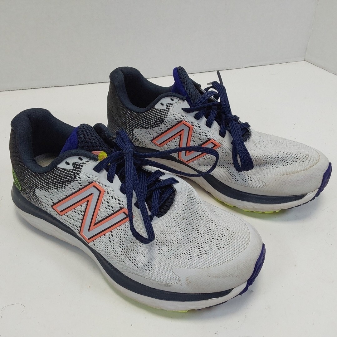 New Balance Fresh Foam 680v7 Running Sneaker, Women's Size B