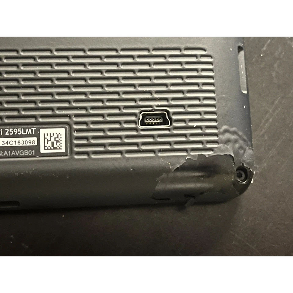 Garmin nüvi 2595LMT GPS Navigation - AS-IS - For Parts - Image 4 of 4