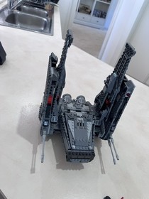 LEGO Star Wars: Kylo Ren's Command Shuttle (75104)