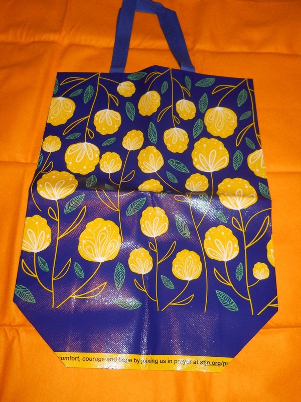 NEW  ~Navy @ Yellow Flowers Shopper Beach Gym  Tote Bag ~  18 x 13 x 6