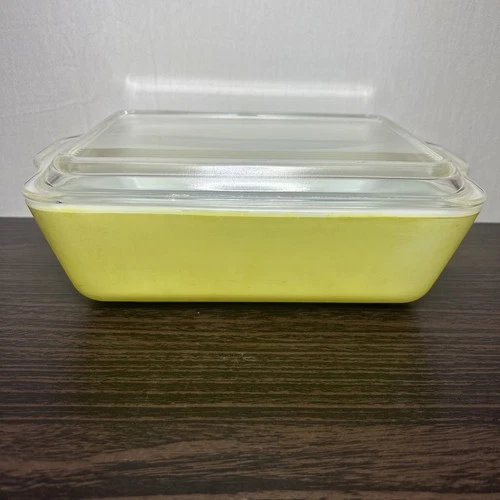 Vintage Pyrex 2 Quart Rectangle Yellow Glass Refrigerator Dish w/ Lid & Handles