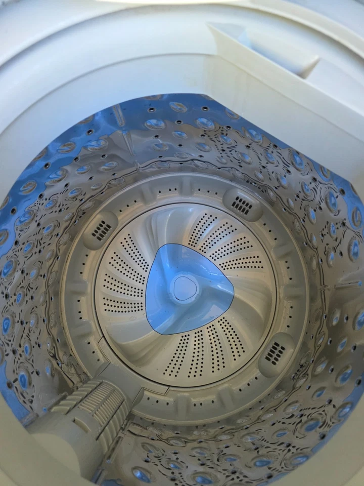 Panda - Lavadora portátil modelo PAN50SWF2 1,6 pies cúbicos  Foto 3 de 4