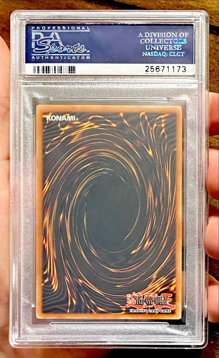 2002 Yu-Gi-Oh Legend Of Blue Eyes DARK MAGICIAN LOB-005 2002 Yu-Gi-Oh Legend Of Blue Eyes DARK MAGICIAN LOB-005