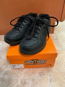Safe T Step 158795 Men S Comfort Slip Resistant Work Sneaker Black