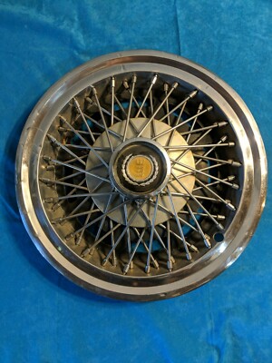 1977 - 1979 Ford Mercury Comet, Cougar, Granada, LTD II Wire Spoke Hubcap 14 