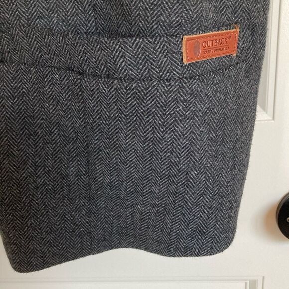Picture 3 of 11