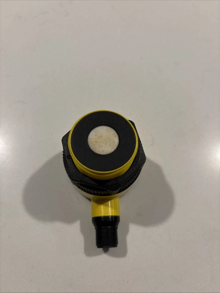 BANNER ENGINEERING T30UXIAQ8 Analog ultrasonic sensor (NEW NO BOX) - Image 2 of 4