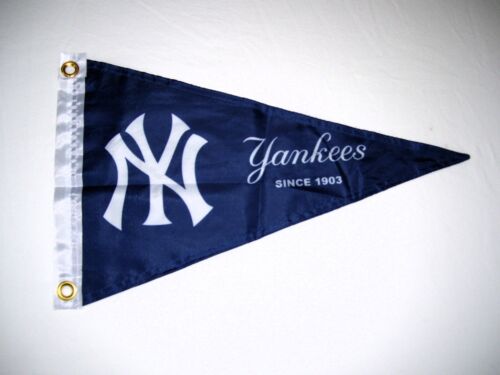 NEW YORK YANKEES 12" x 20" FLAG **Double-Sided** - Picture 2 of 4