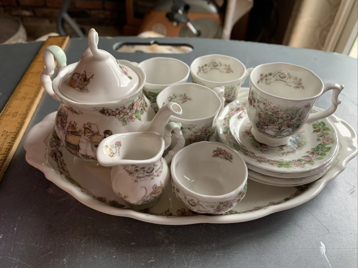 Royal Doulton Brambley Hedge Tea Set Serving Tray Creamer Sugar