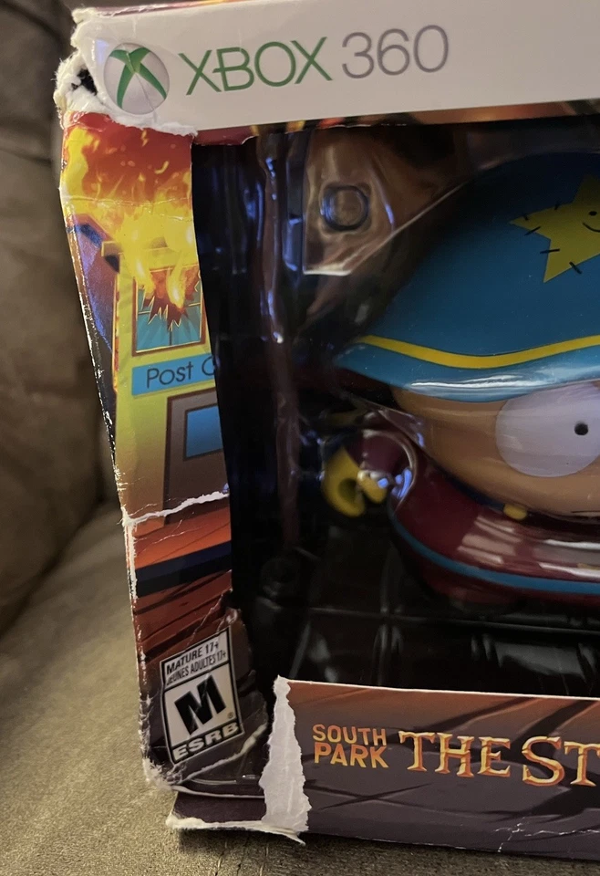 South Park Stick of Truth Grand Wizard Collector Edition Xbox 360 Damaged Box - Image 4 of 4