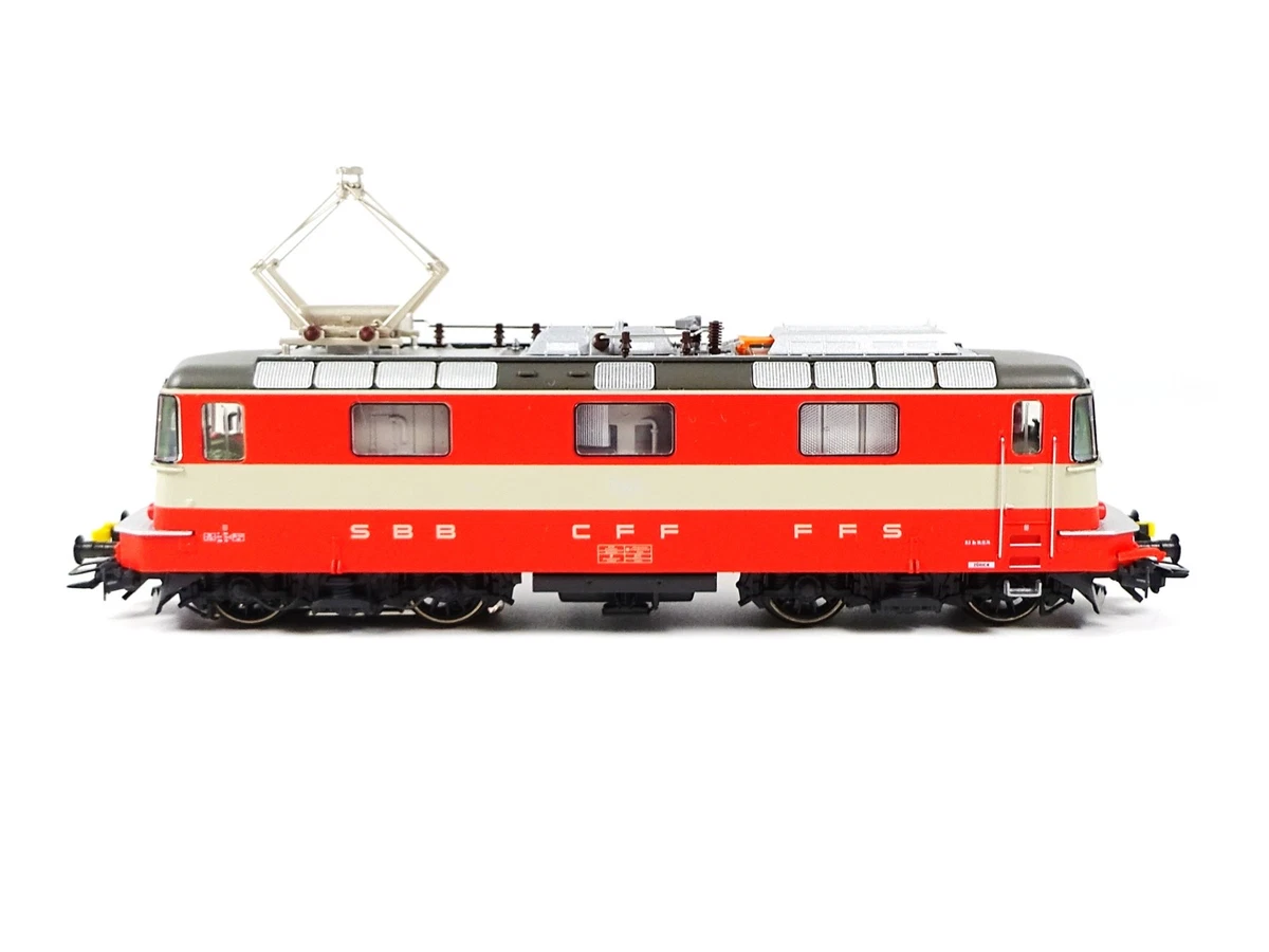 Märklin H0 3751 Schweiz E-Lok Re 460 017-7 der SBB Digital in OVP