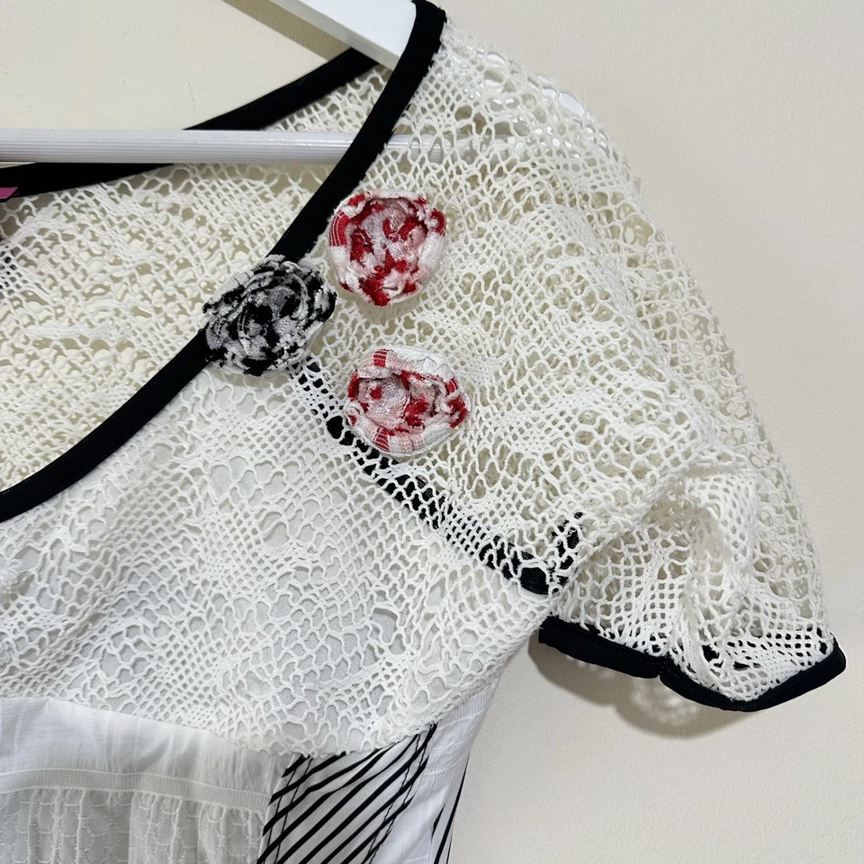 Save The Queen Size L Lace Mesh Milkmaid White Striped Short Sleeve Top Y2K - Image 3 of 4