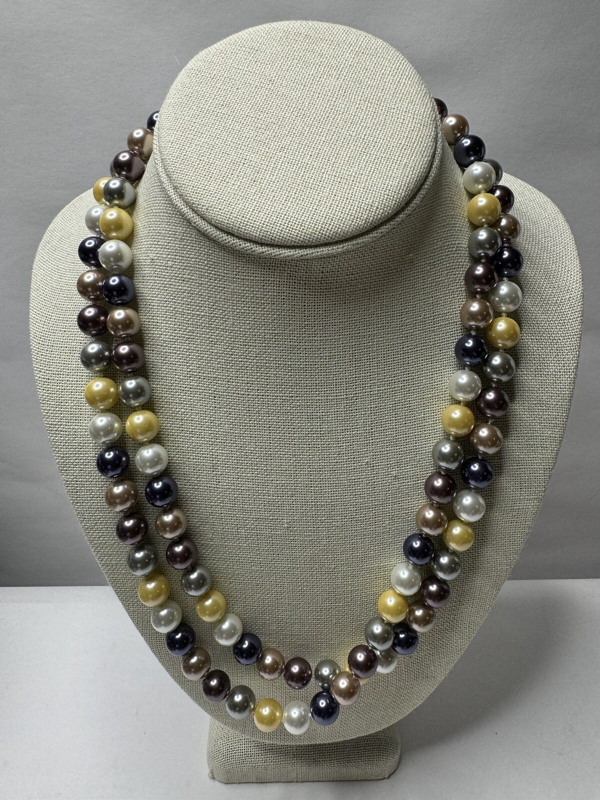 Kenneth Jay Lane KJL Faux Pearl Necklace - image 5