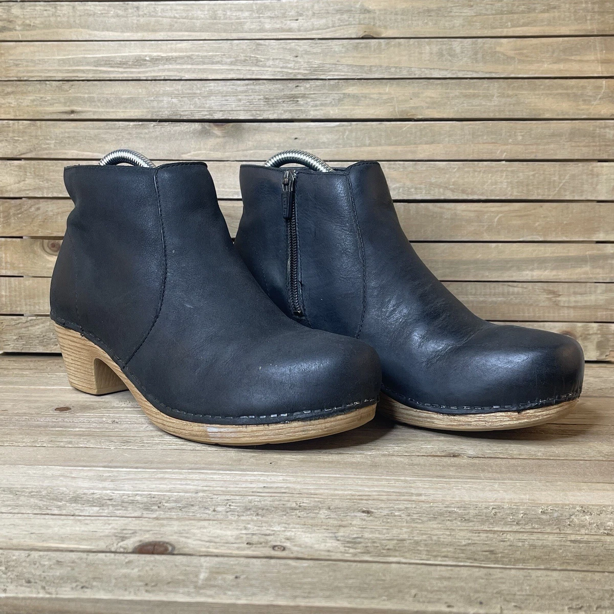 Dansko maria discount black 39