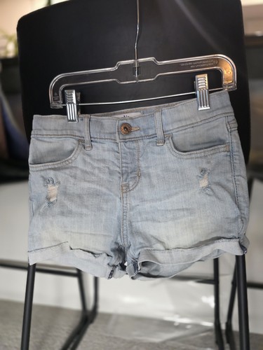 Abercrombie & Fitch Kids' Girls' Denim Cutoff Shorts 9/10 - Picture 2 of 5