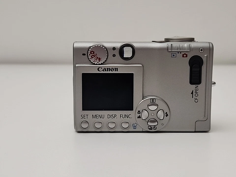 Canon IXUS 400 Silver Compact Digital Camera FOR PARTS OR REPAIR - Image 3 of 4