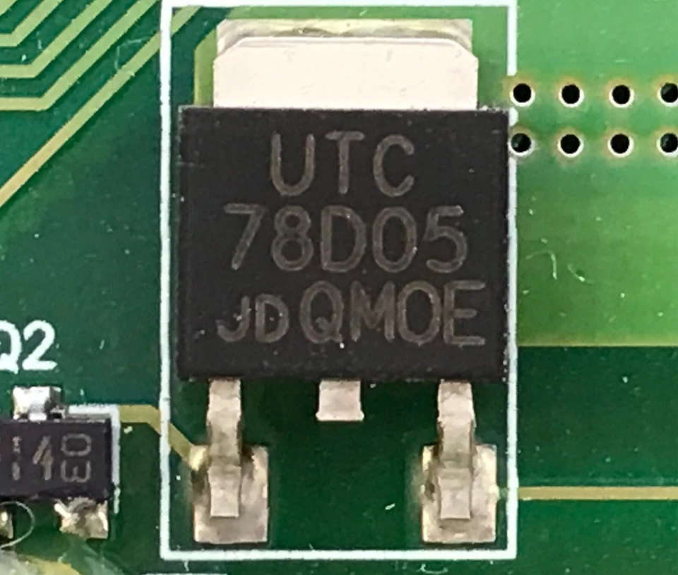 MPT M146, V296W1-L03 RVE.C2, T02-000127T, UTC78D05, OZ960G, P45AL, VS10071-1P - Image 4 of 4