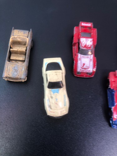 VINTAGE TOMICA ASSORTMENT SPORT CARS AND TRUCKS 5pc COLLECTION FROM 1975 - 1980 - Picture 11 of 12