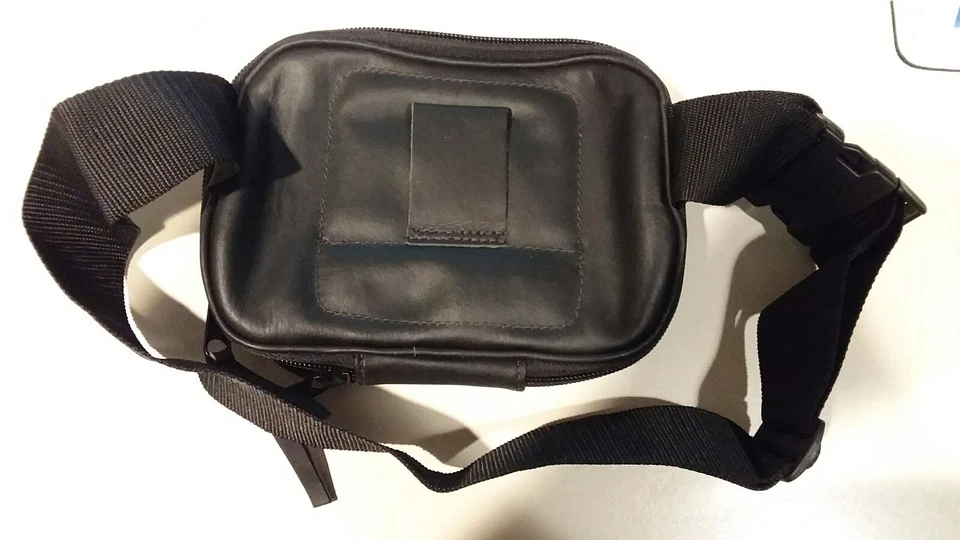 Tagua Leather Fanny Pack Gun Holster - Medium - Fits most 9mm/40S&W - LFAN-001 - Image 3 of 4