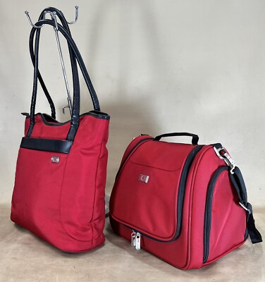 Victorinox Mobilizer Carry On Set 13” Beauty Sak Hanging Cosmetic