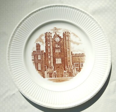 Wedgwood 1941 Old London Views  St James's Palace  10-1/2  Plate 1941-1st Edit