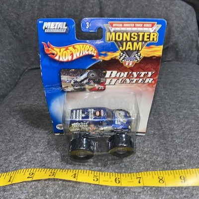 2002 Hot Wheels Monster Jam Truck #35 Bounty Hunter 1:64 Scale Metal Collection