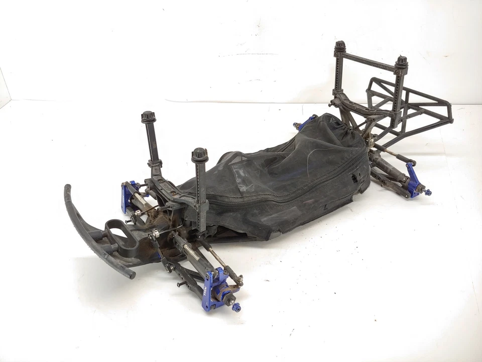Traxxas Slash 4x4 Ultimate LCG 1/10 Short Course Truck Roller Slider Chassis Upg - Image 4 of 4
