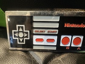 Nintendo NES Controller  Metal And Enamel Belt Buckle 2006